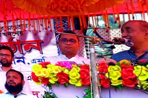 জ্বালানি তেলের কৃত্রিম সংকট রোধে কঠোর হুঁশিয়ারি: আইনমন্ত্রী