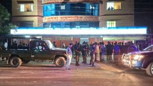 কুষ্টিয়ায় অপারেশন টেবিলে শিশুর মৃত্যু, বিক্ষোভে উত্তাল এলাকা