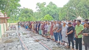 সাংবাদিক মাহফুজ উর রহমানের পিতার দাফন সম্পন্ন