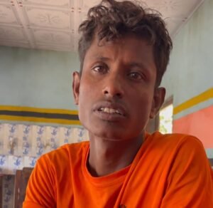 কুষ্টিয়া-ঝিনাইদহ মহাসড়কে ভ্যান ছিনতাইয়ের অভিযোগ, ওসি বলছেন ‘বিষয়টি সঠিক নয়’