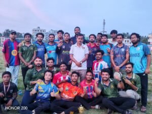 কুষ্টিয়া সরকারি কলেজ মাঠে সিক্স-এ-সাইড ক্রিকেট টুর্নামেন্ট অনুষ্ঠিত