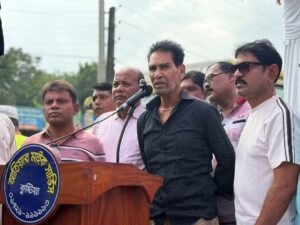 কুষ্টিয়া মজমপুর বাসস্ট্যান্ড দোকান মালিক ও ব্যবসায়ী বণিক সমিতির নবগঠিত কমিটির পরিচিতি সভা অনুষ্ঠিত